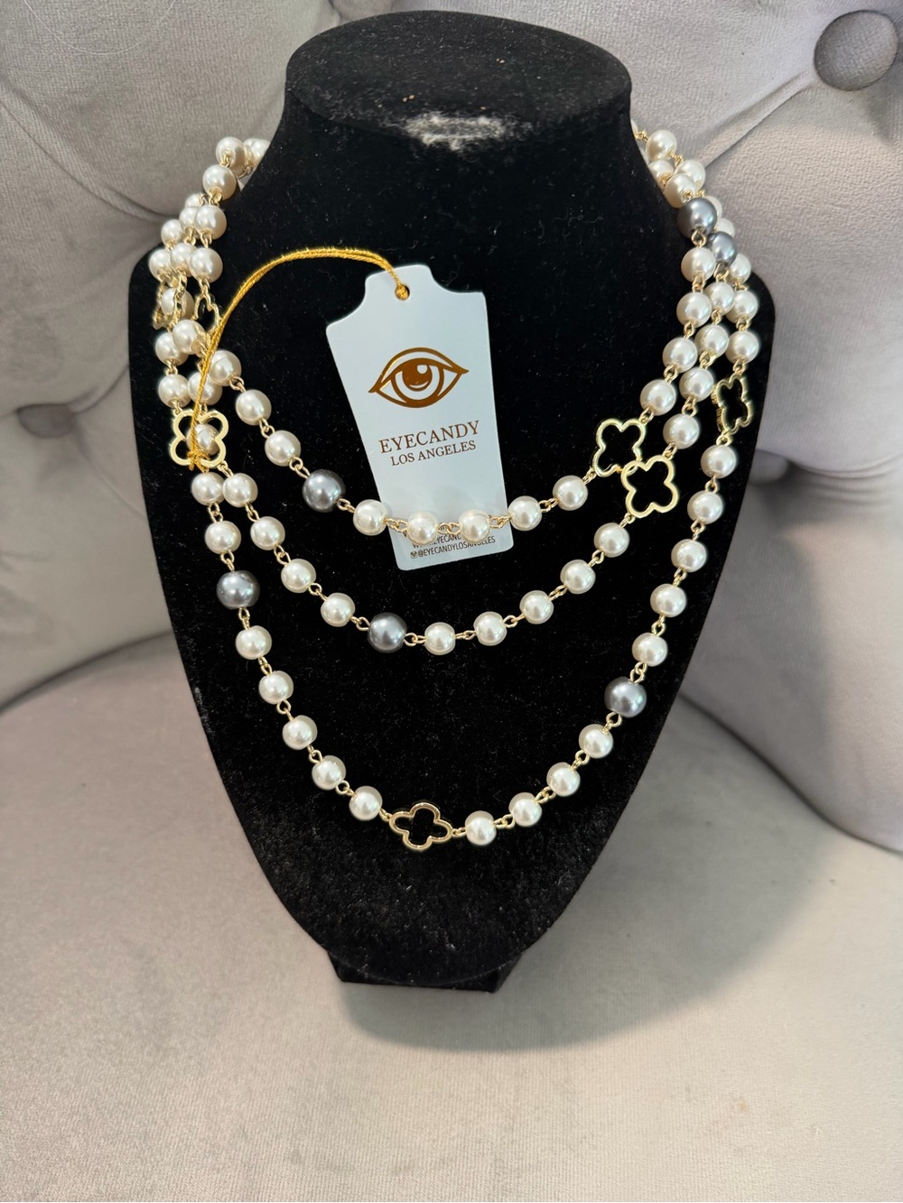 EYE CANDY GREY & WHITE FAUX PEARL NECKLACE